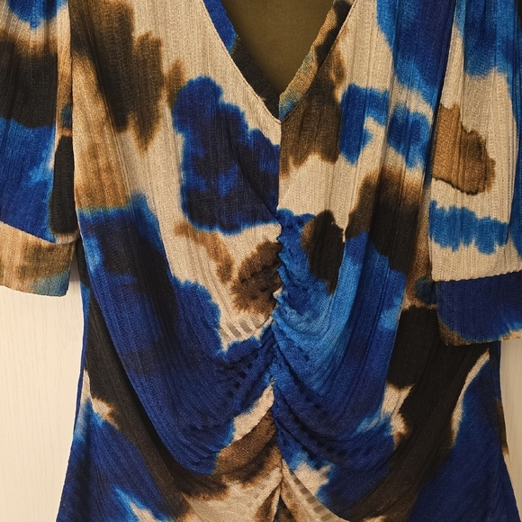 DKNY Multicolor Abstract Tie Dye V-Neck Blouse With Gathered Center Size XL - Picture 3 of 11